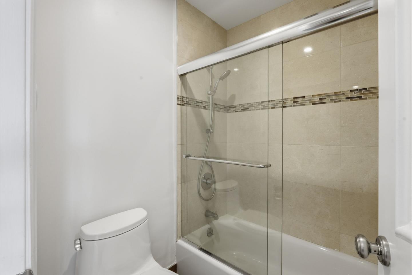 109 South Lake Merced Hills 3E