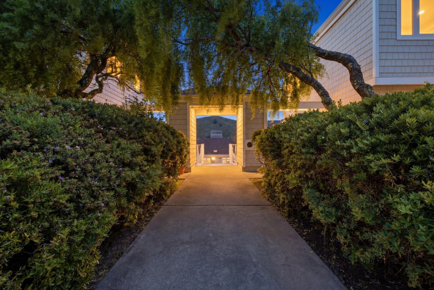 855 Mountain View DR 4
