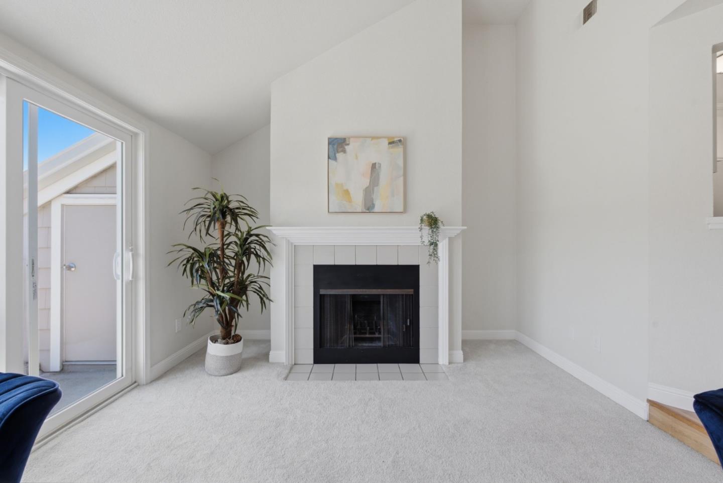 855 Mountain View DR 4