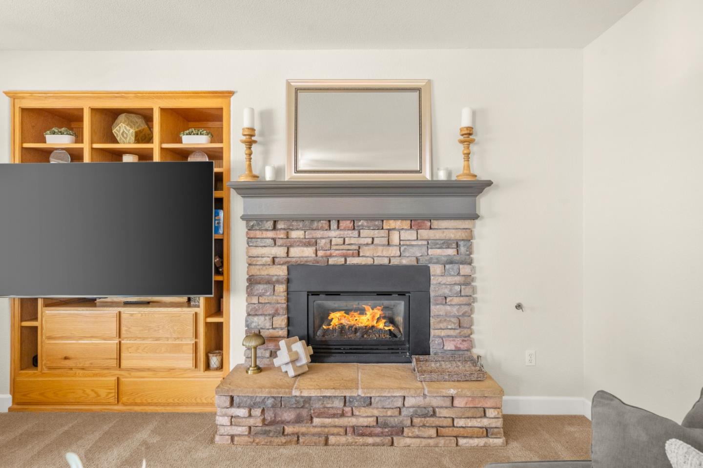 2665 Aberdeen Lane