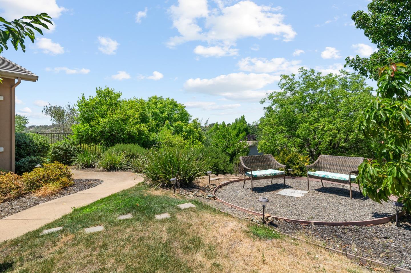 2665 Aberdeen Lane