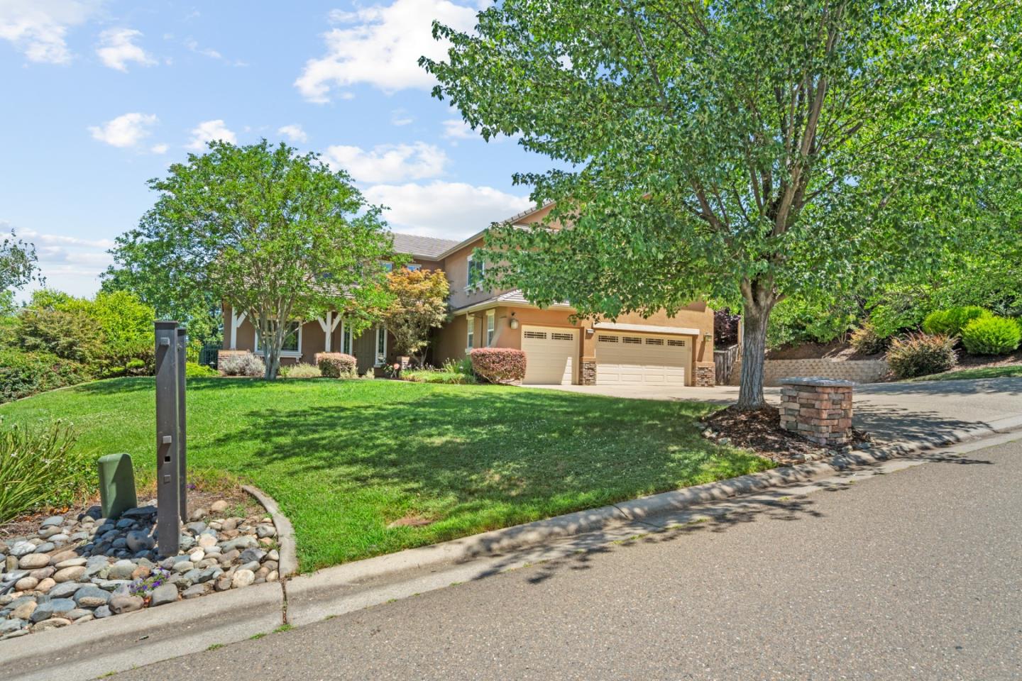 2665 Aberdeen Lane