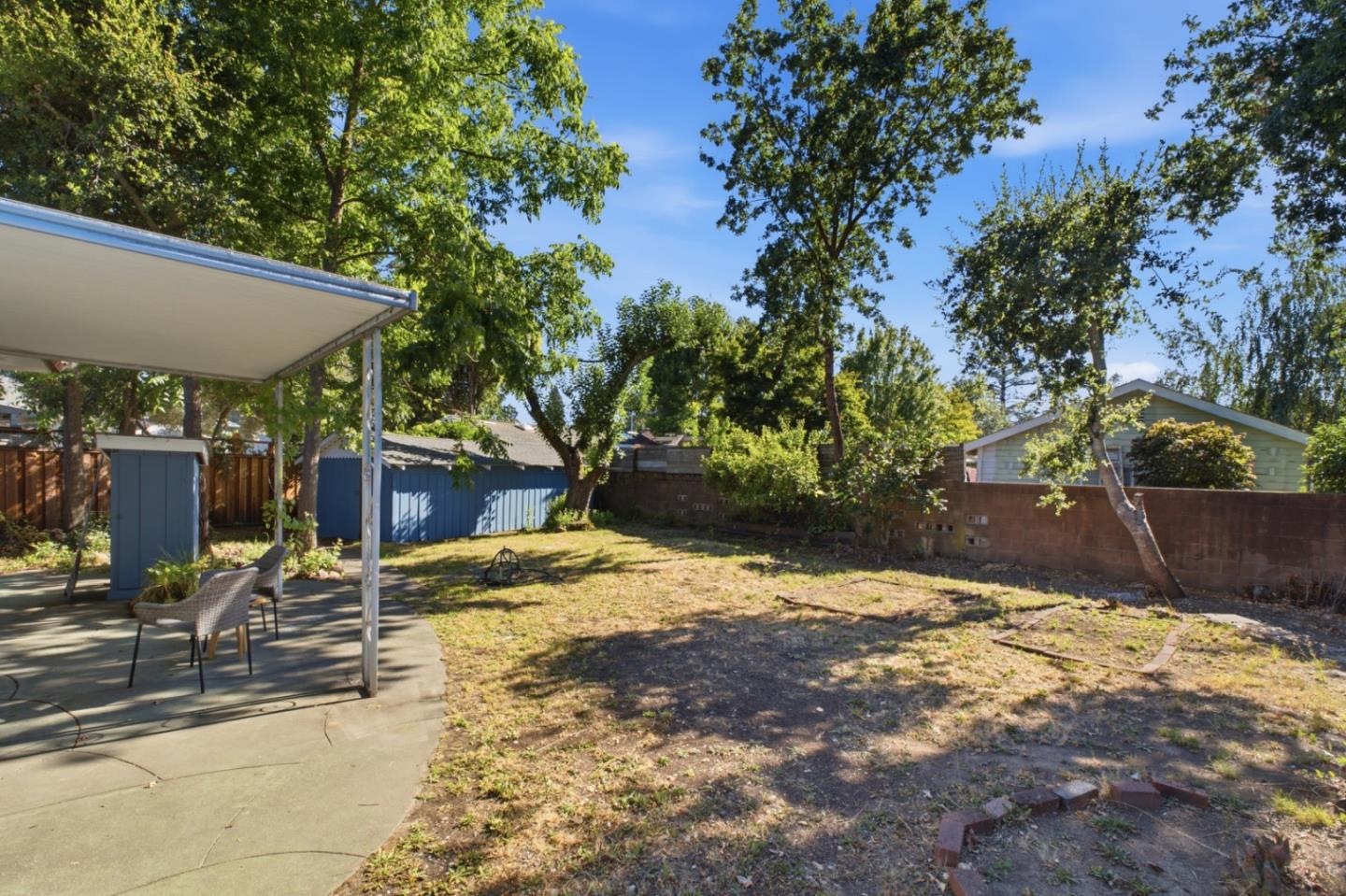 2111 Orchard Street