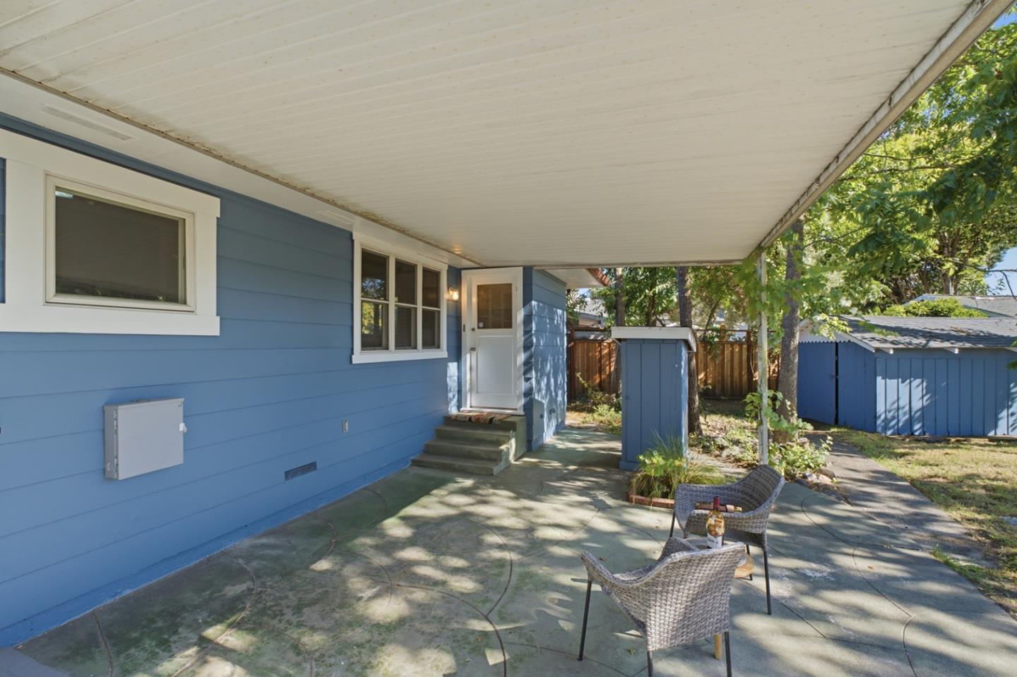 2111 Orchard Street