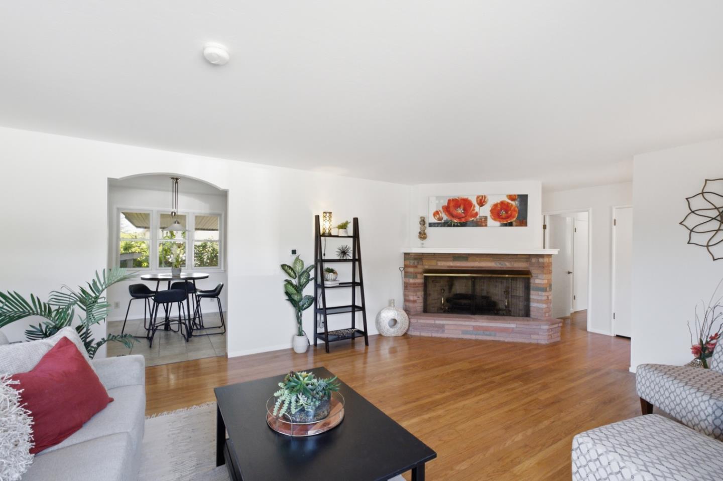 2111 Orchard Street