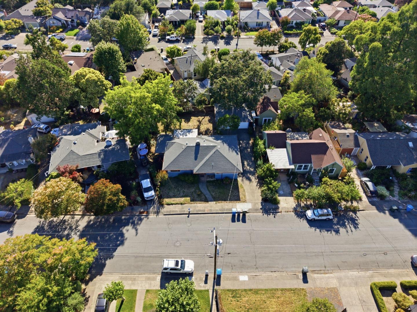 2111 Orchard Street