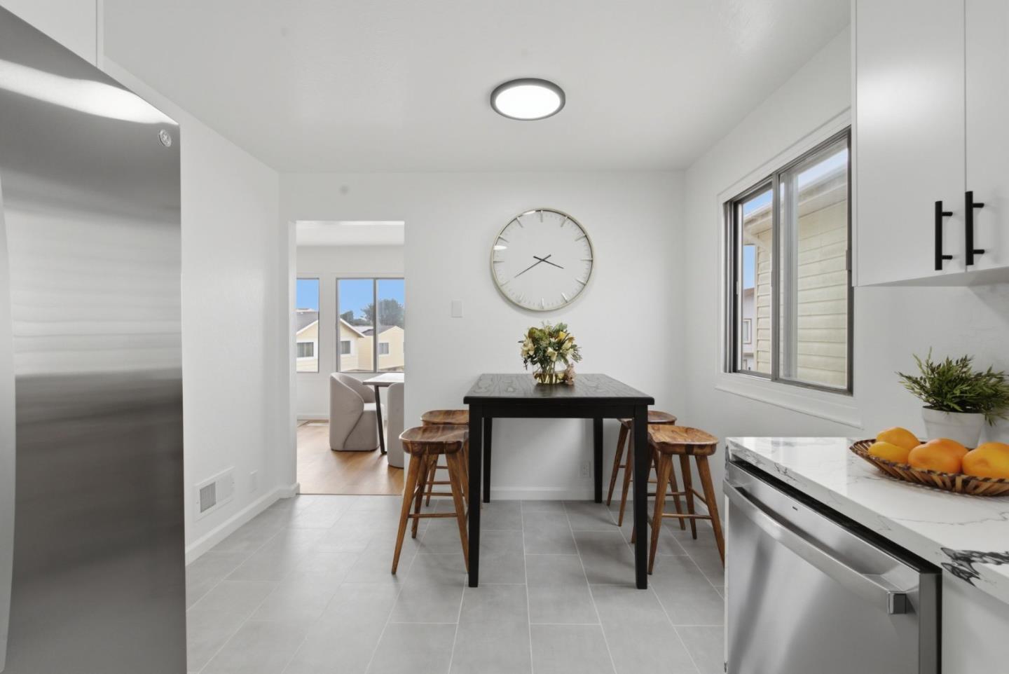 64 Lycett Circle