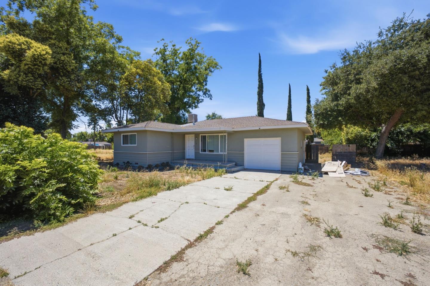 874 Hansen Avenue