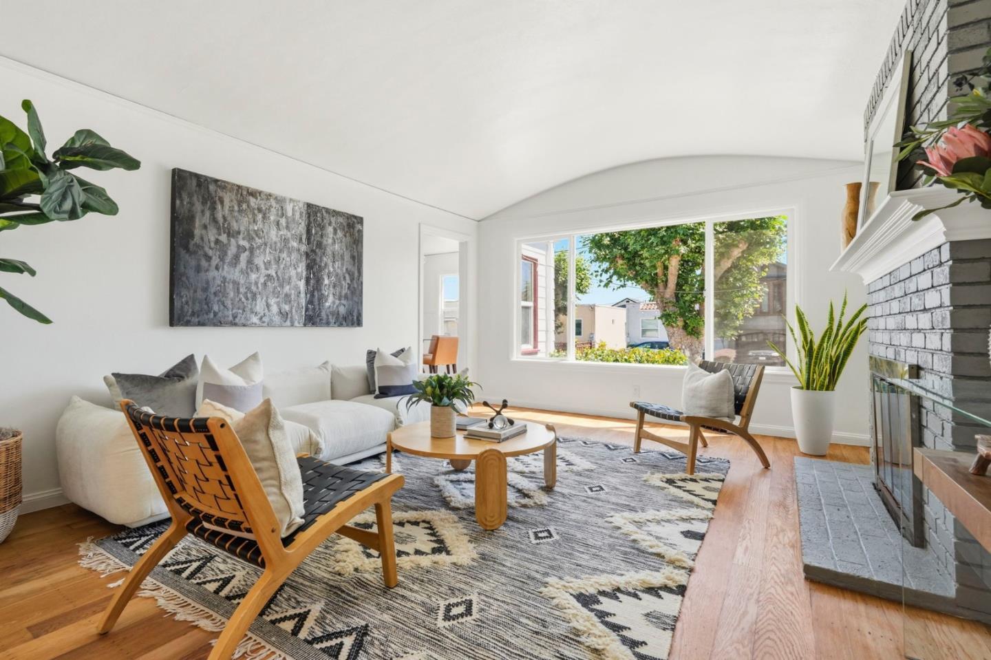 527 Poplar AVE
