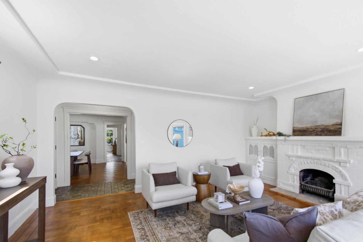35 Castle Manor AVE