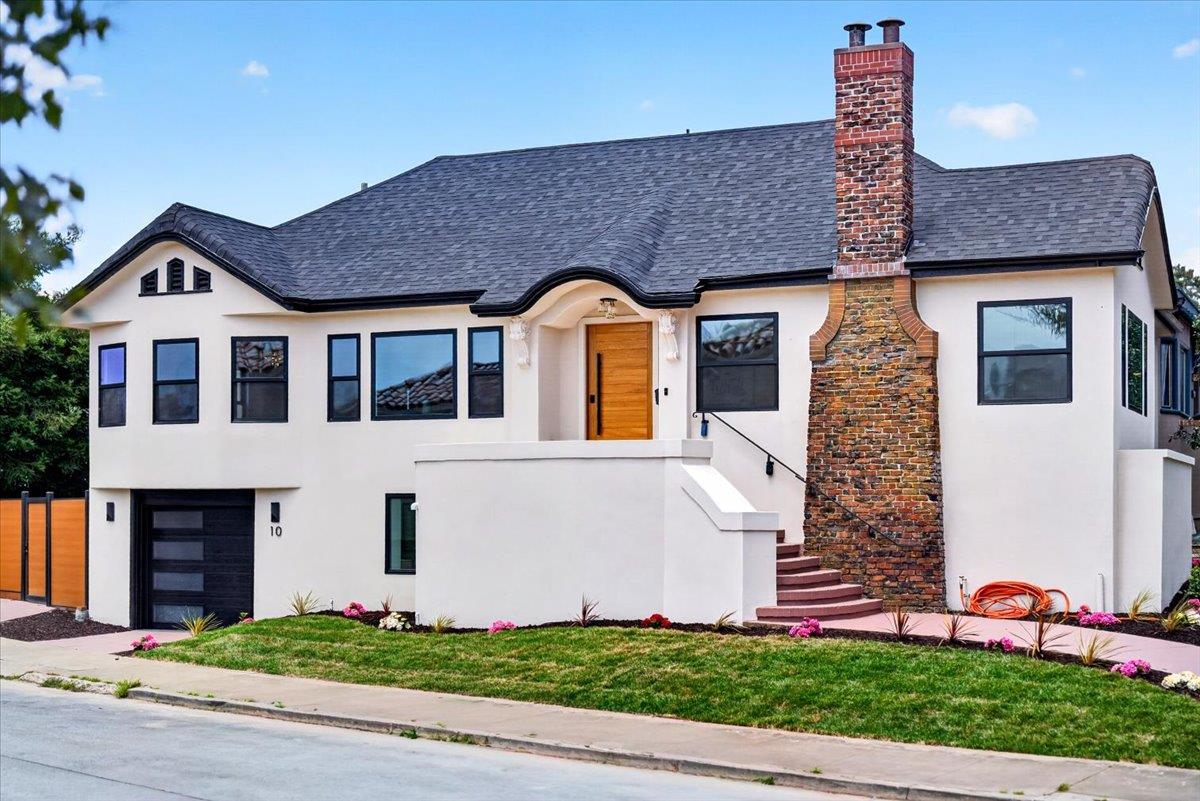 10 Westwood DR
