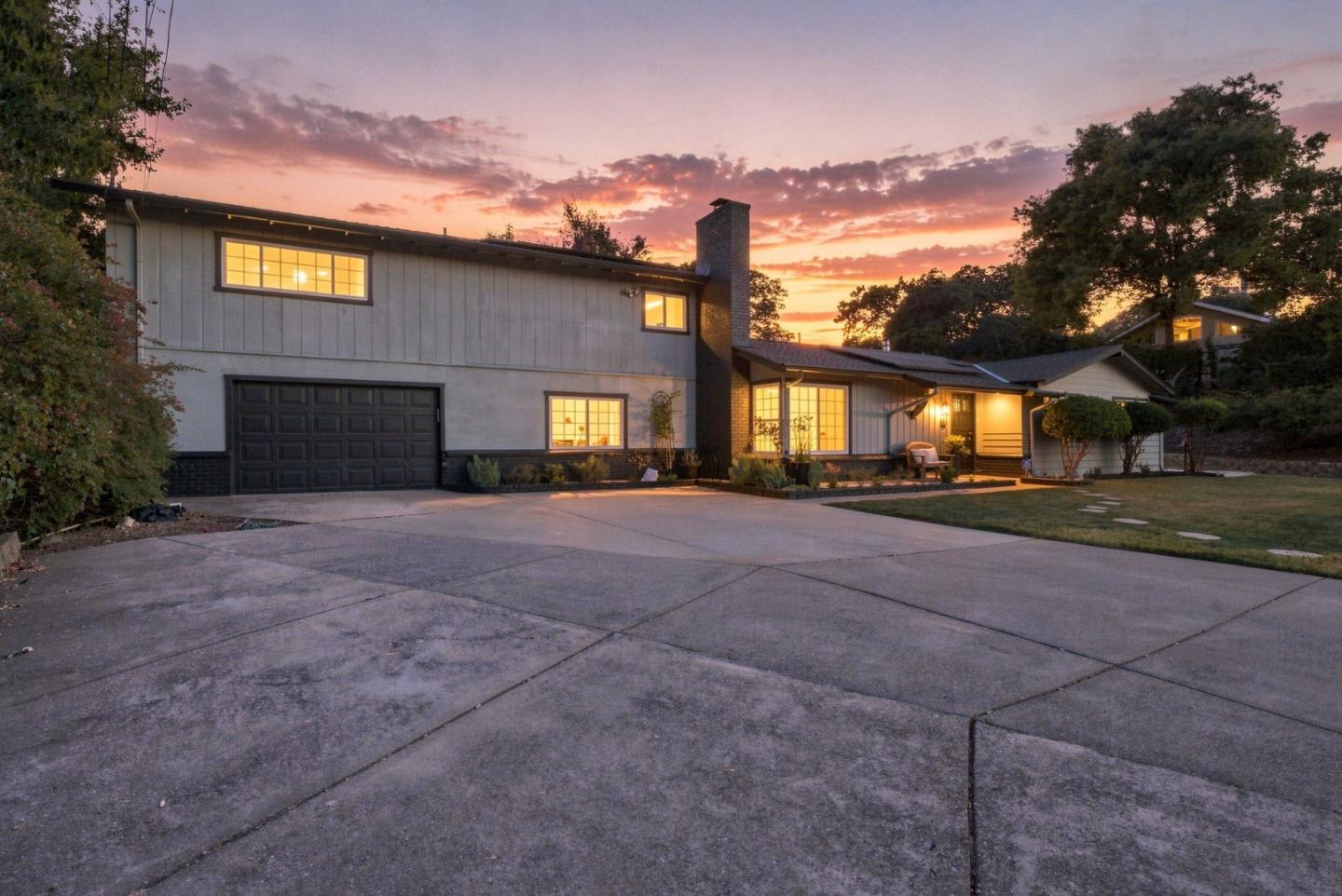 21 Russell CT