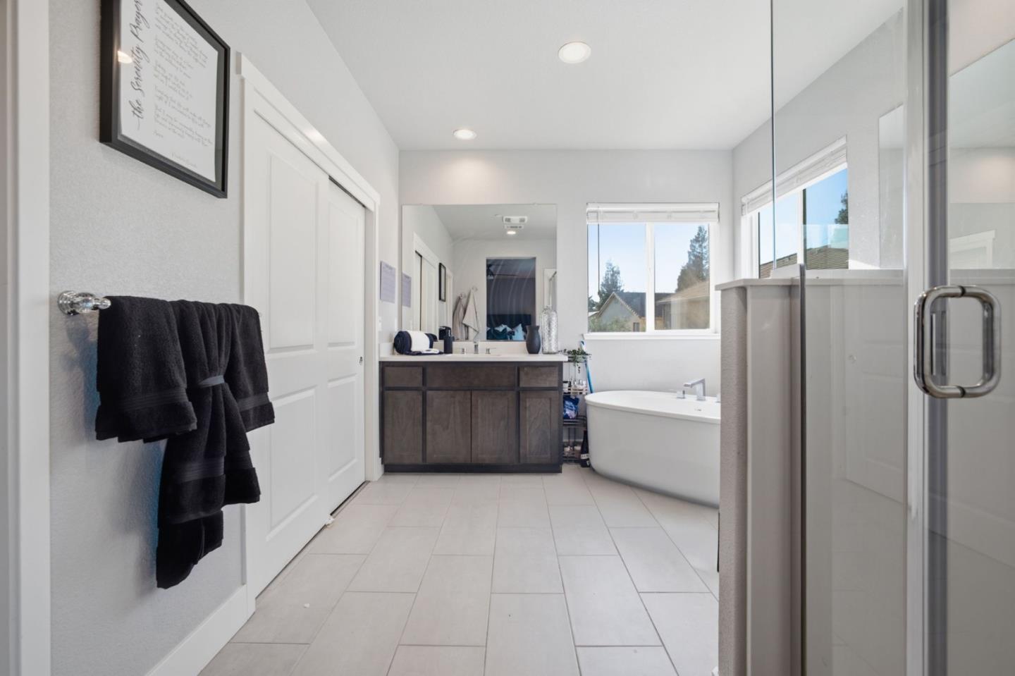 1258 Heavenly CIR