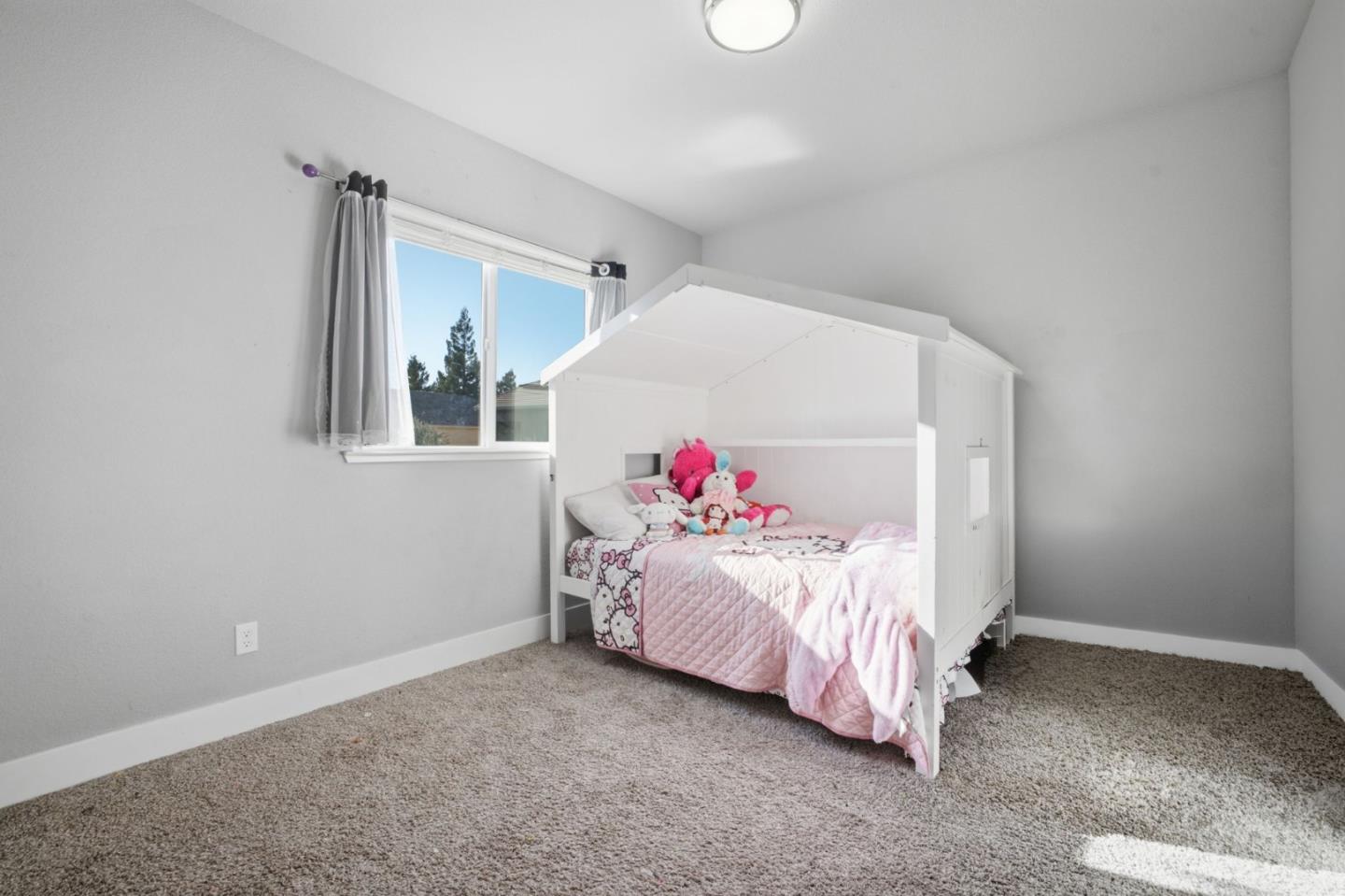 1258 Heavenly CIR