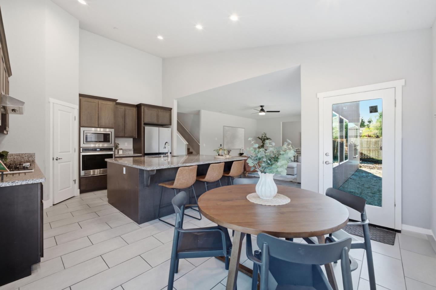 1258 Heavenly CIR
