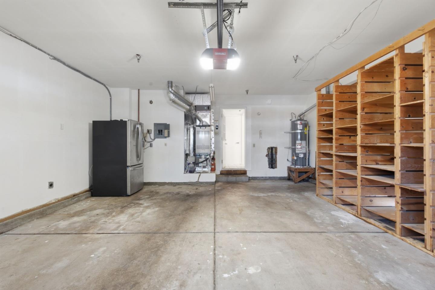 2648 Wellington CT