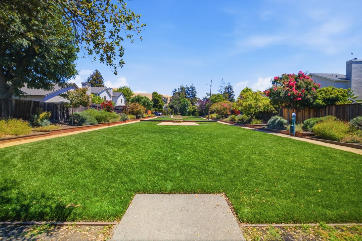 2648 Wellington CT
