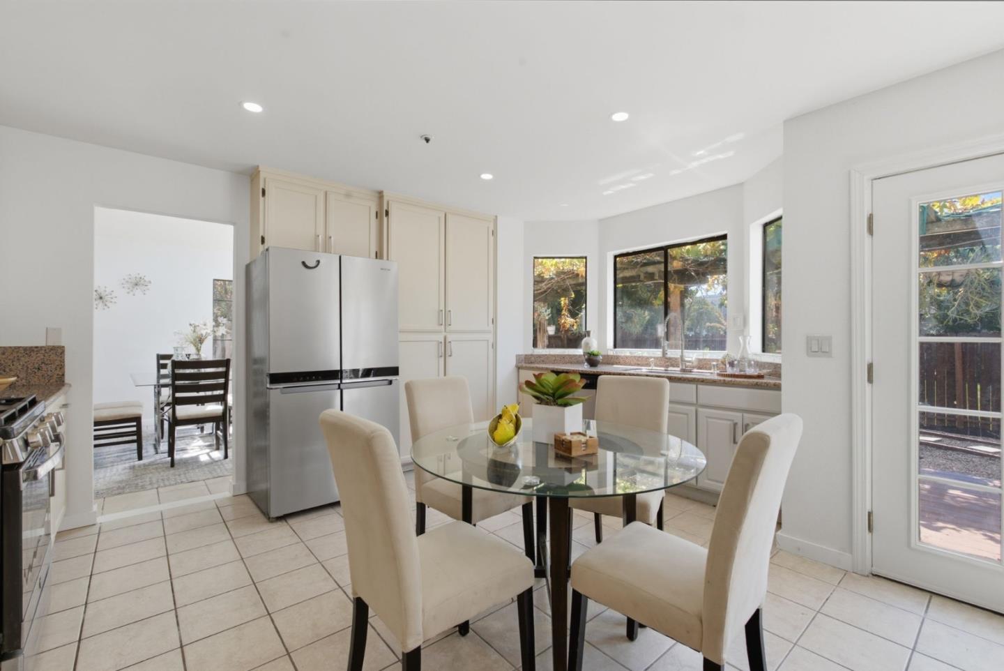 2648 Wellington CT