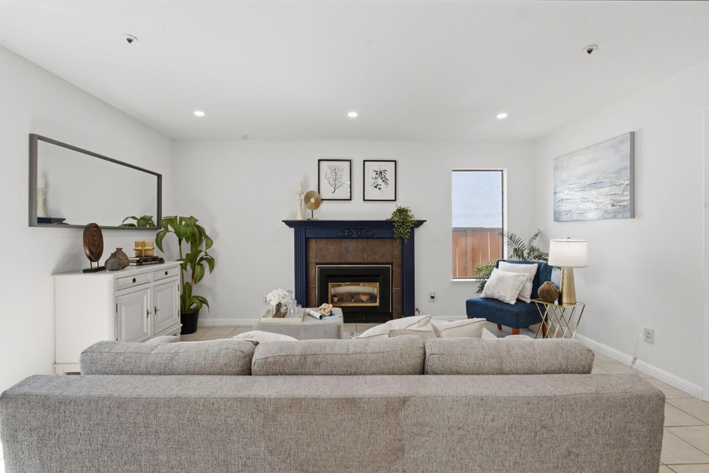 2648 Wellington CT