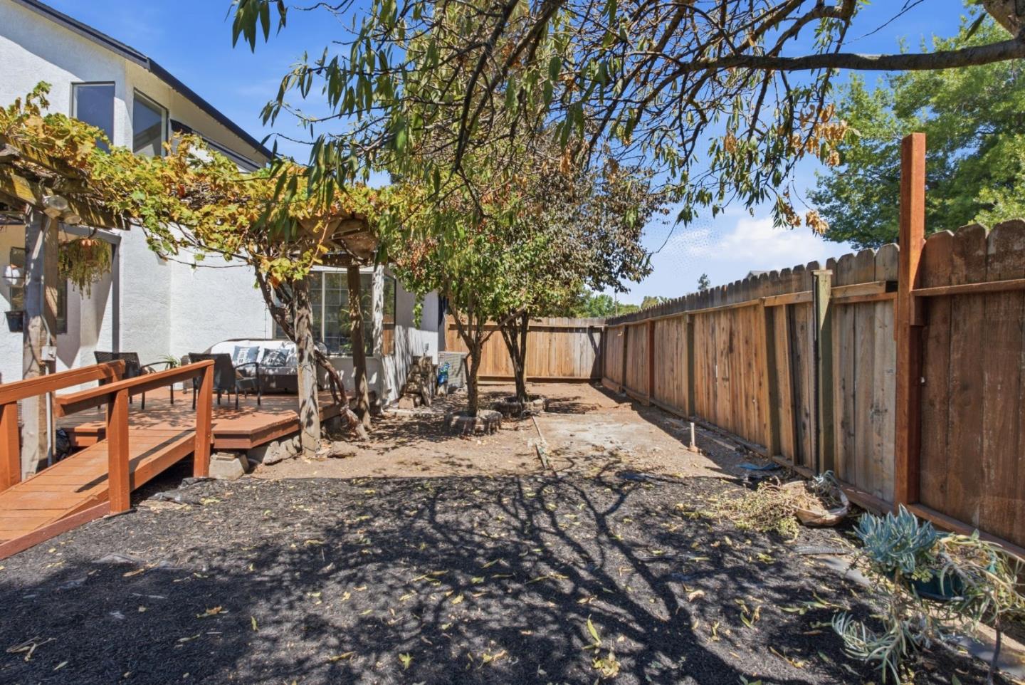 2648 Wellington CT