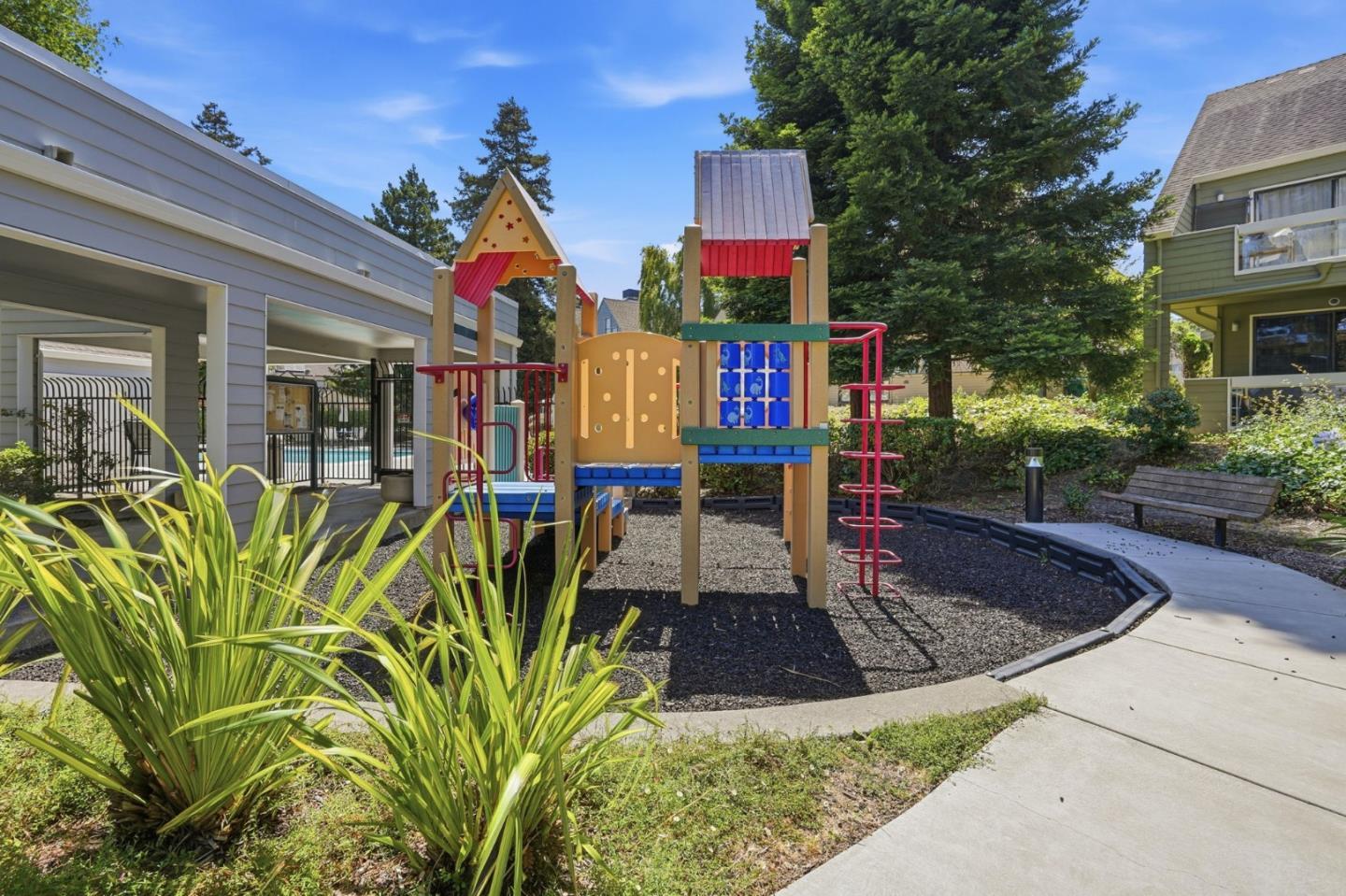 3778 Stoneglen N