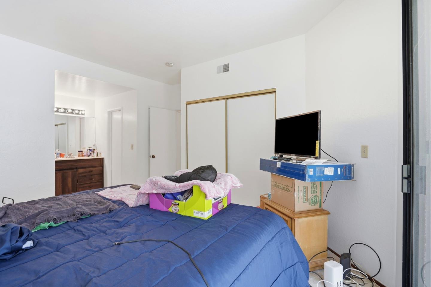 3778 Stoneglen N