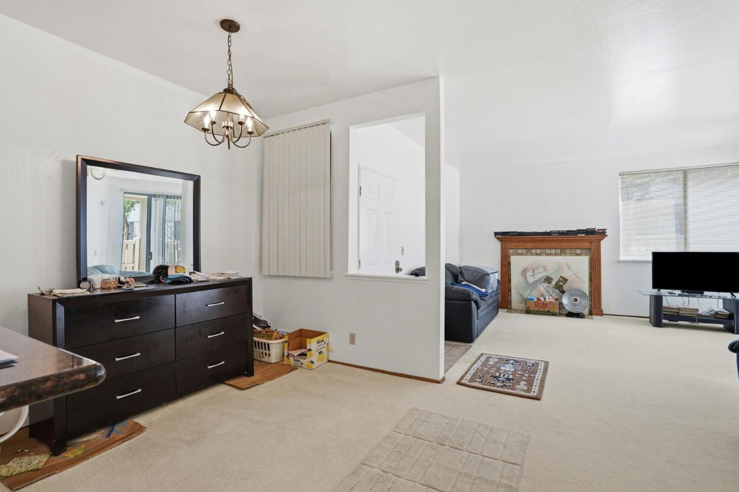 3778 Stoneglen N