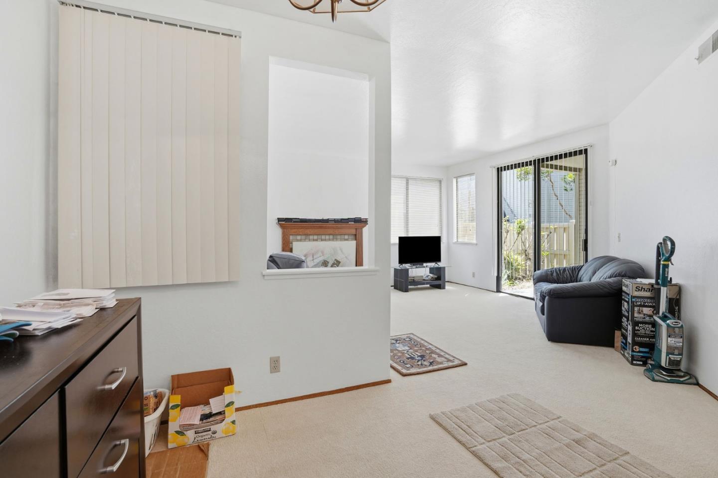 3778 Stoneglen N