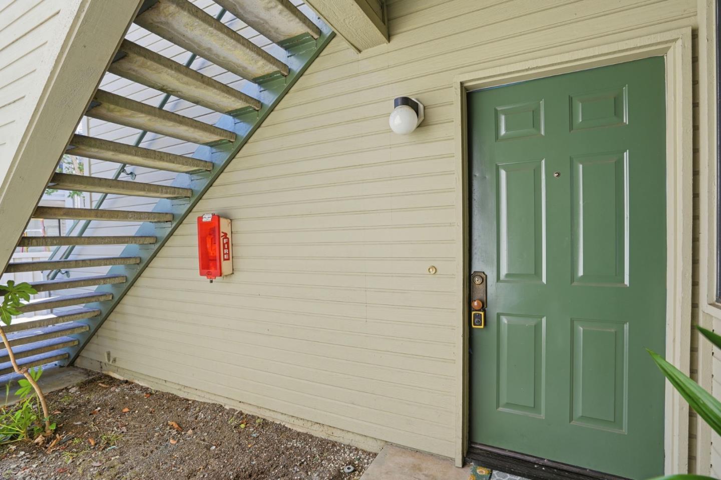 3778 Stoneglen N