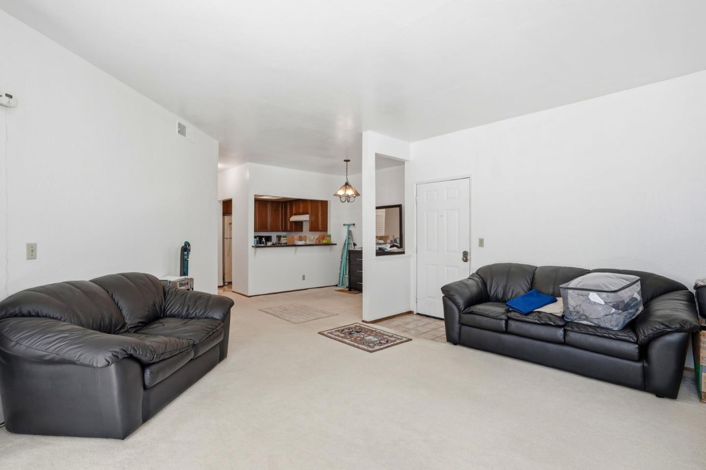 3778 Stoneglen N