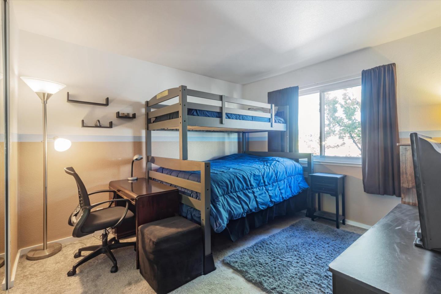 1315 A ST 213