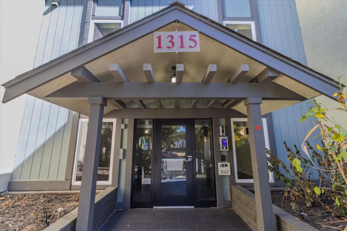 1315 A ST 213