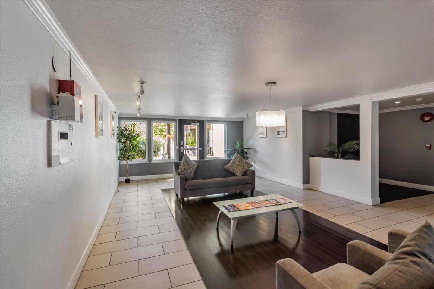1315 A ST 213