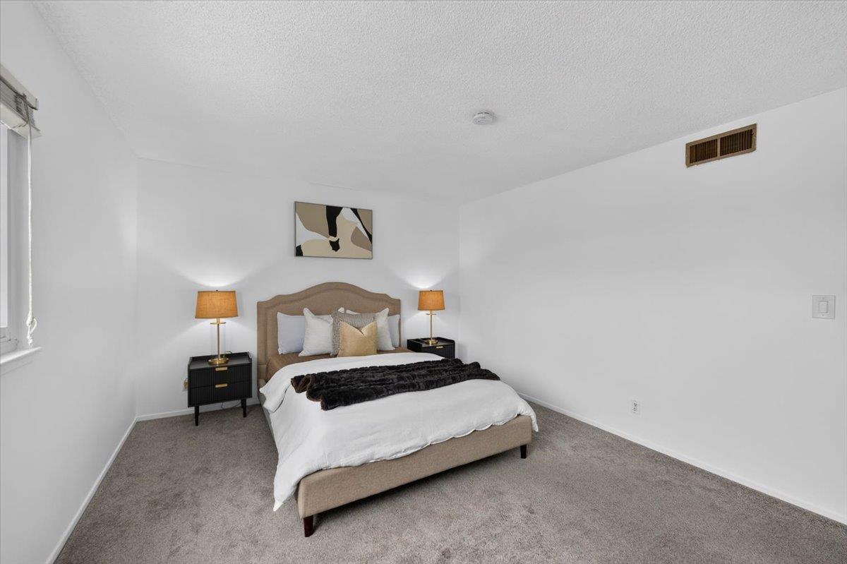 848 Stonegate DR