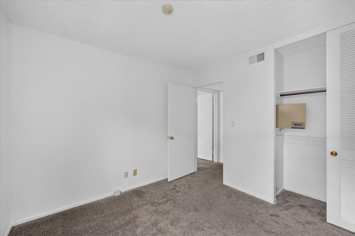 848 Stonegate DR