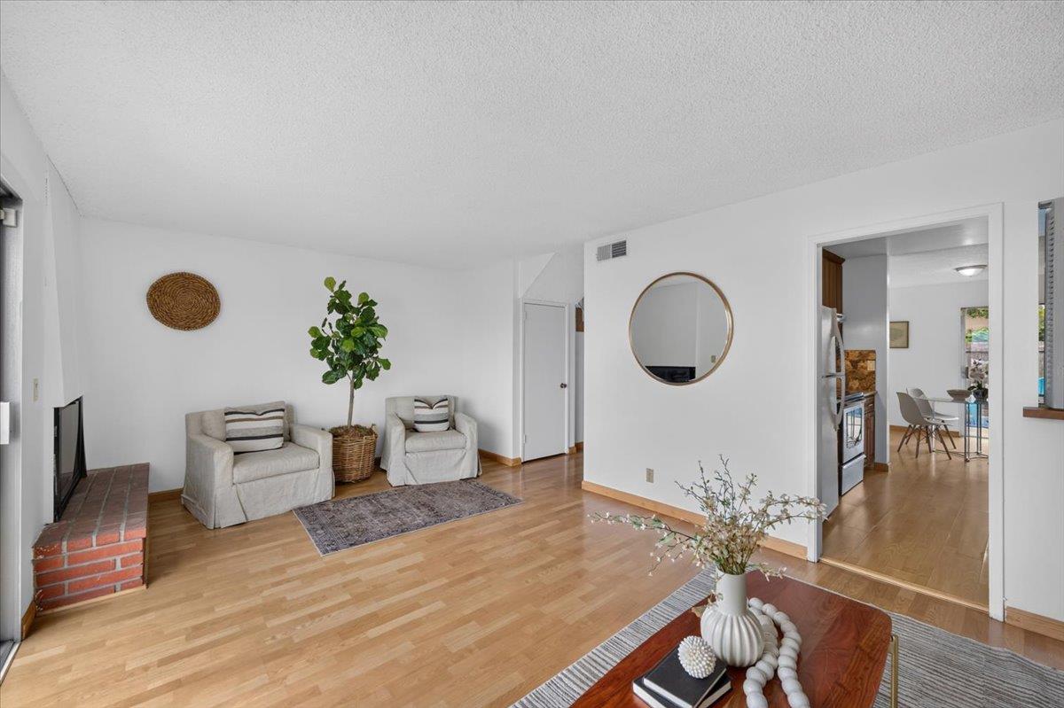 848 Stonegate DR