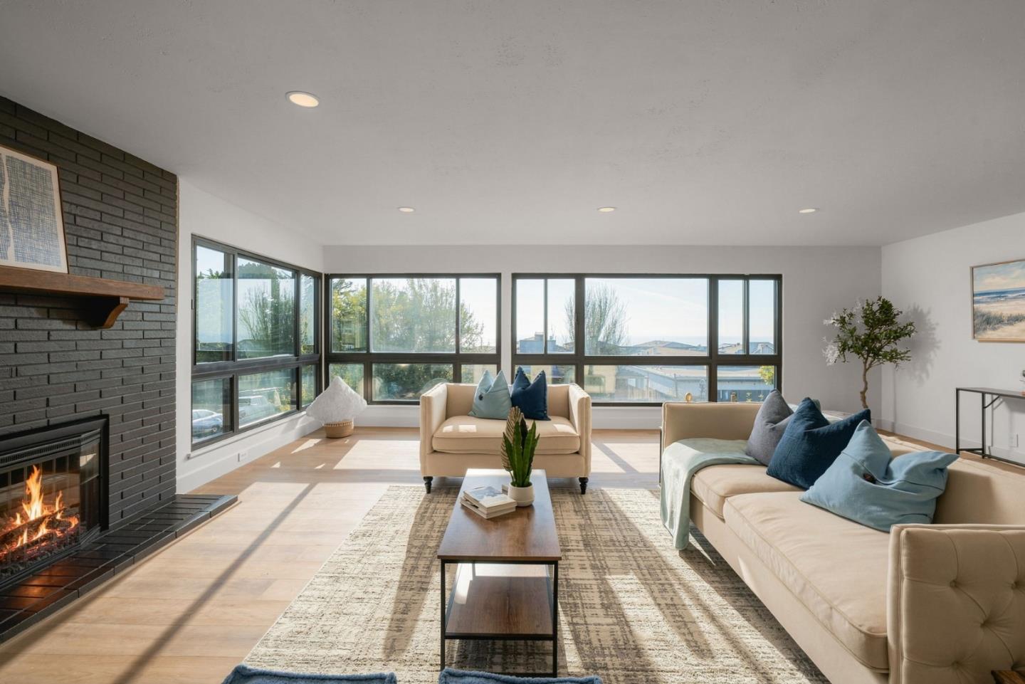 295 Edgewood DR