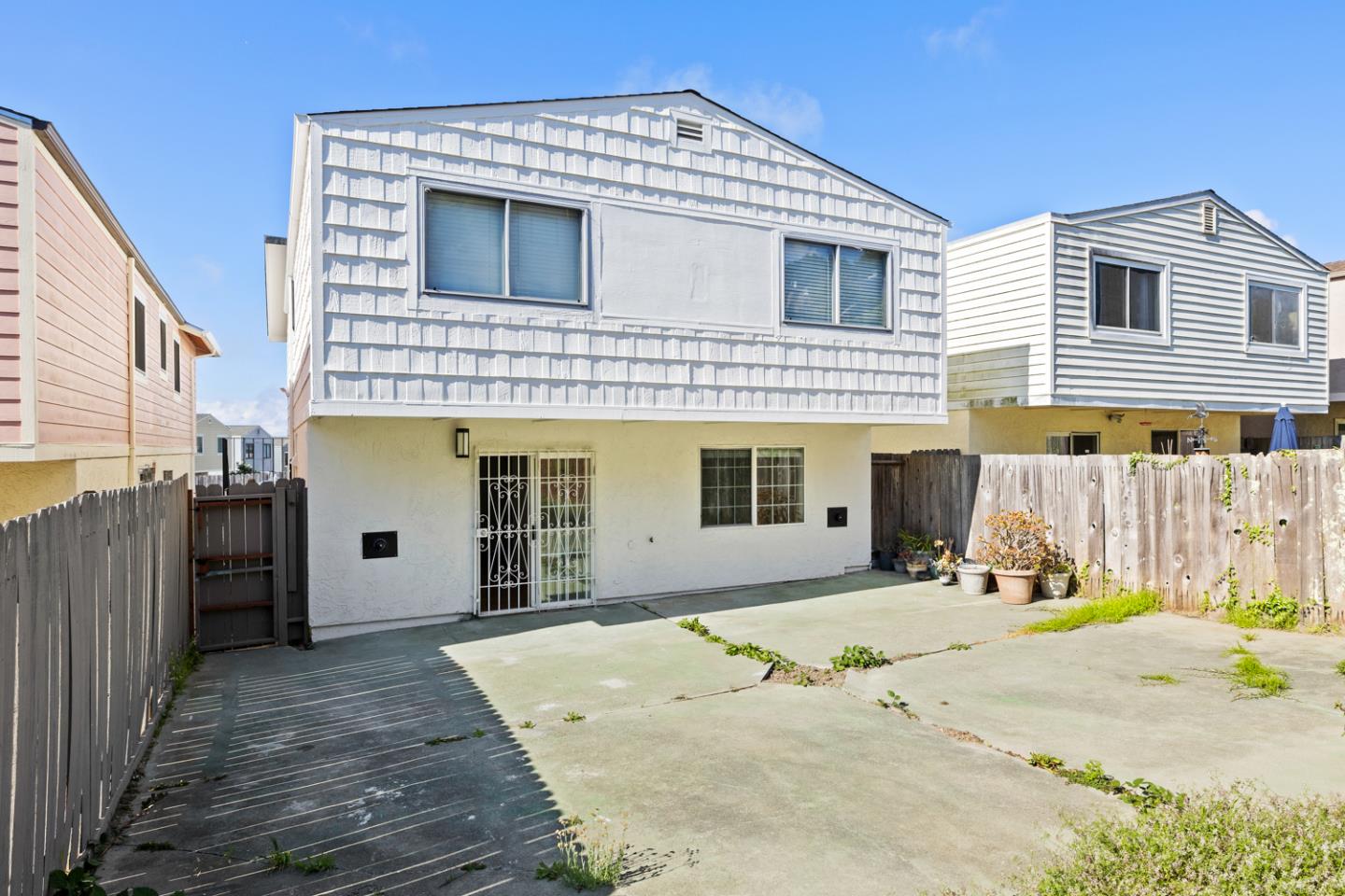 64 Lycett CIR