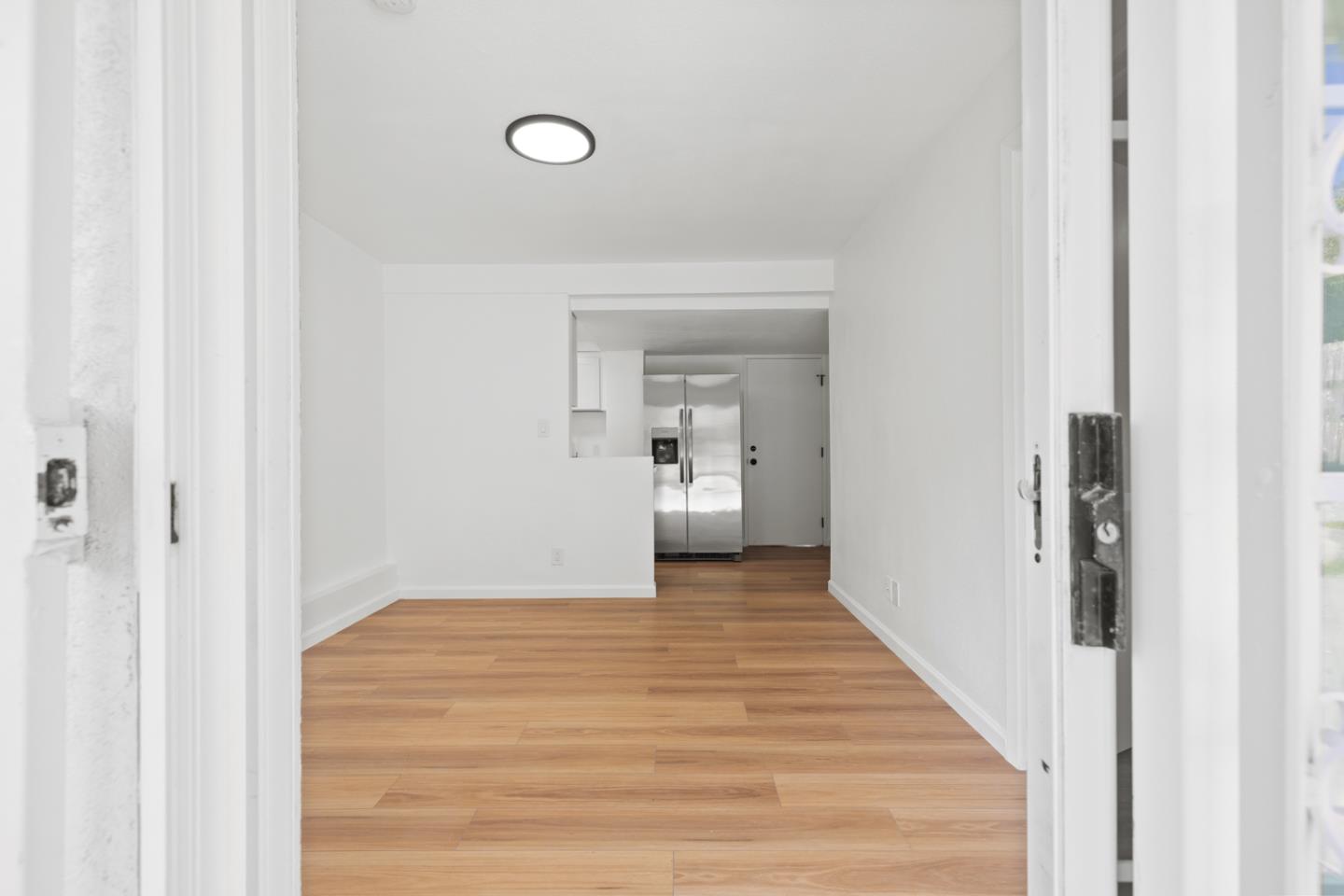 64 Lycett CIR