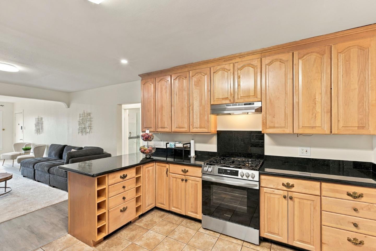 461 John Daly BLVD