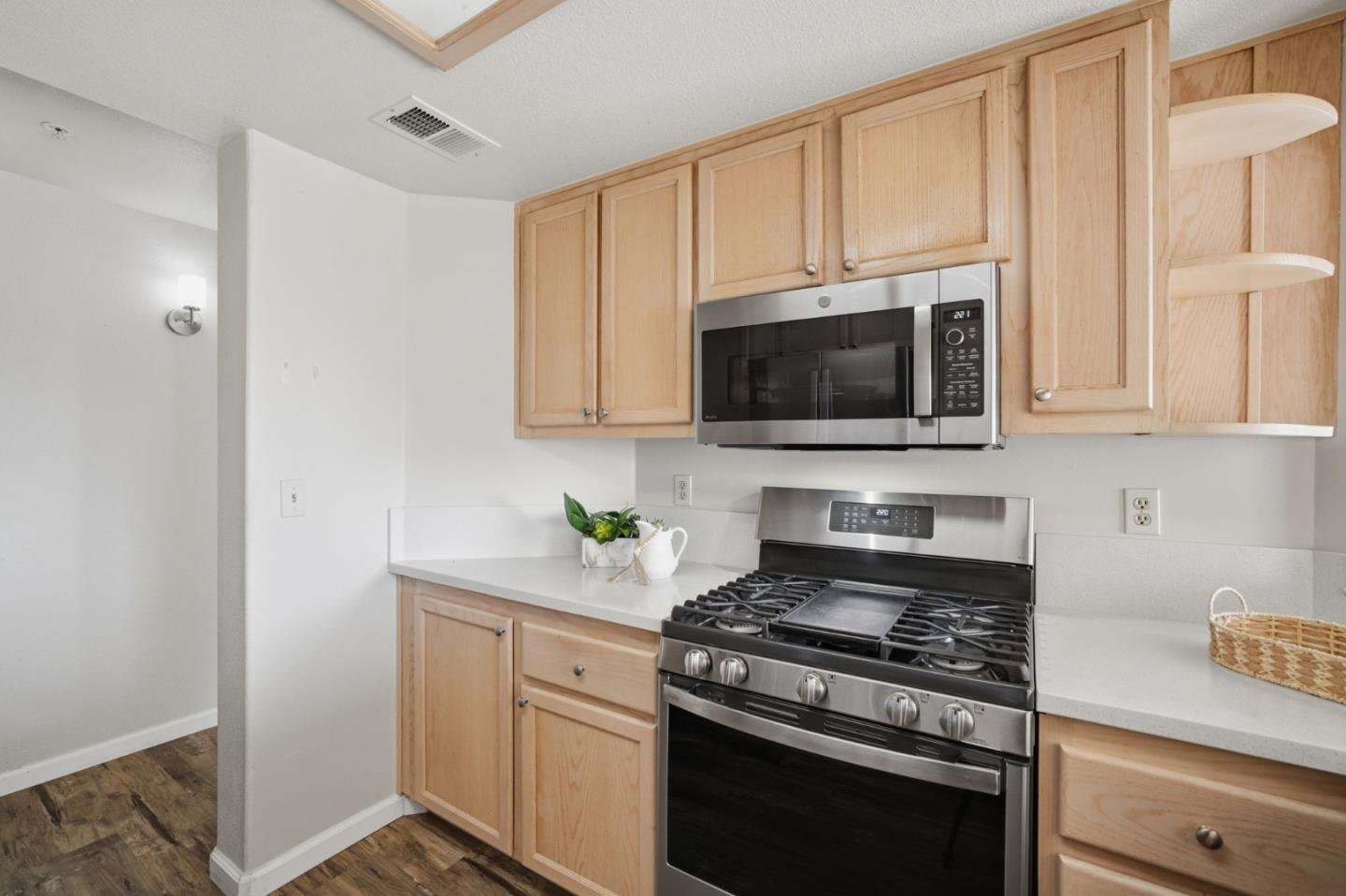 21314 Gary DR 108