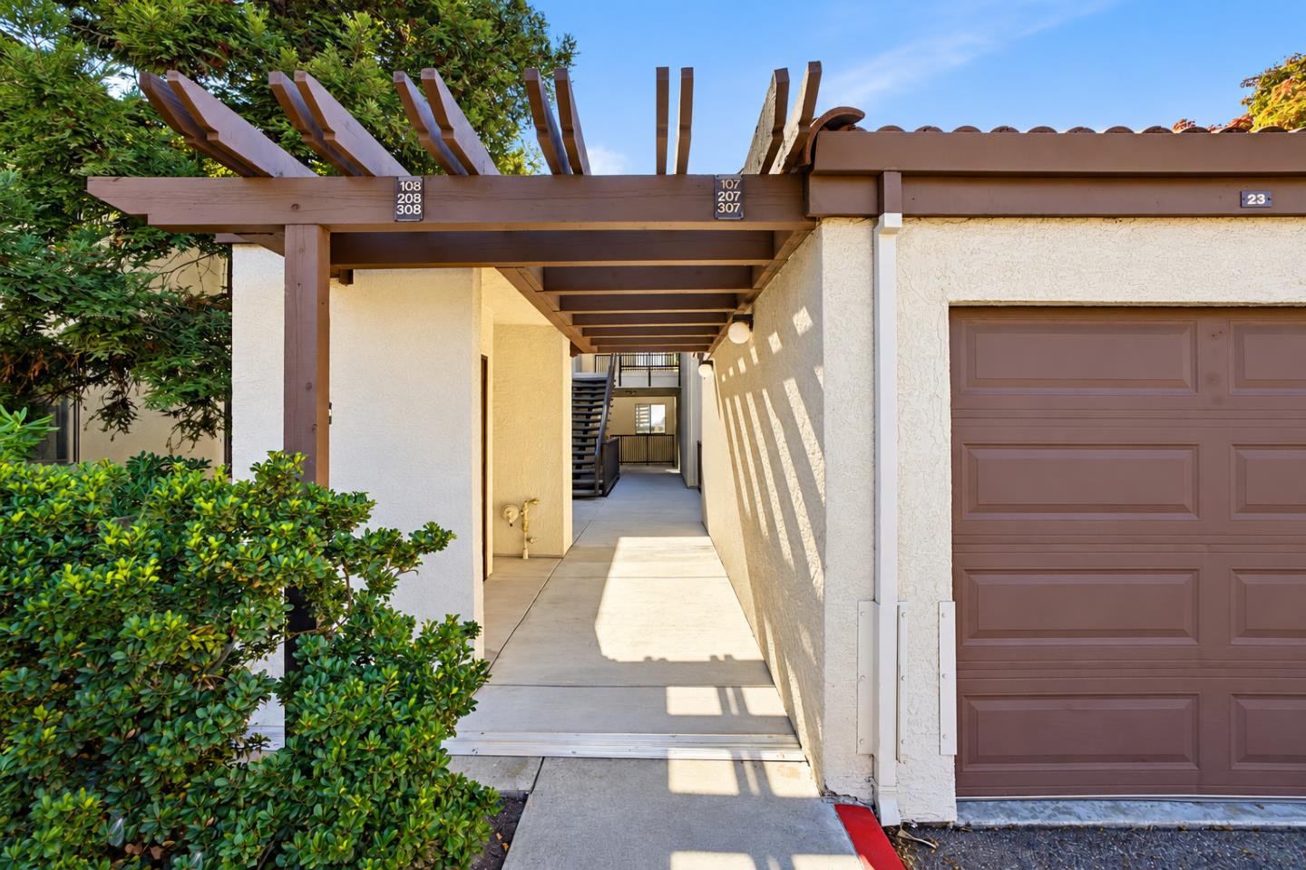 21314 Gary DR 108