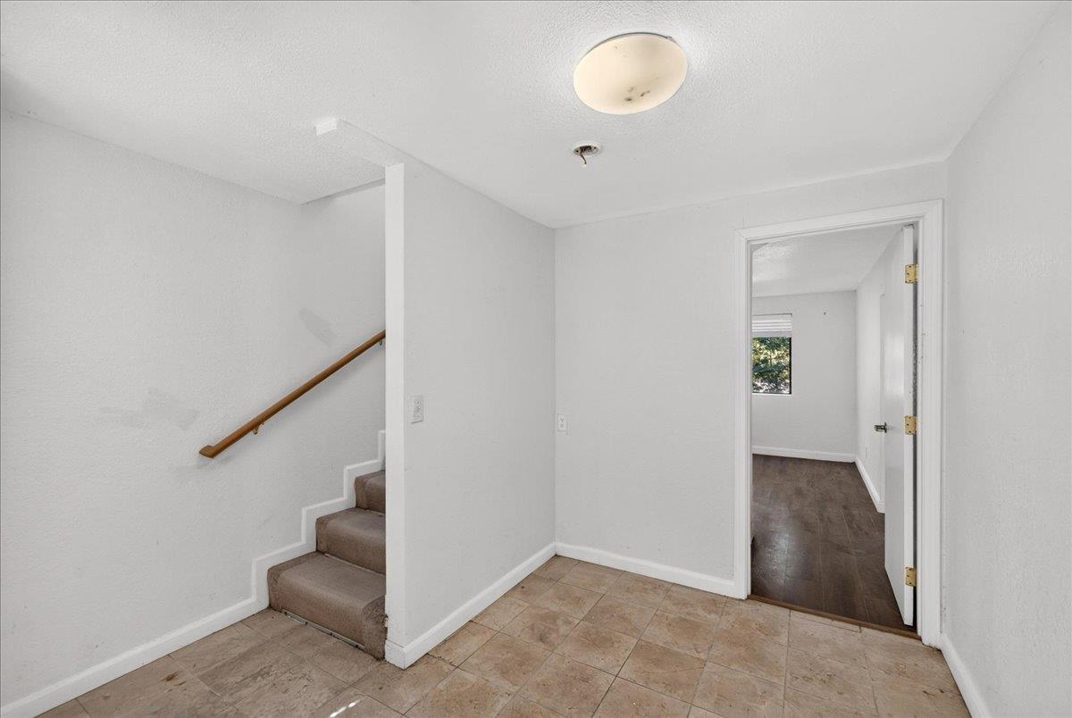 3832 Bayshore BLVD