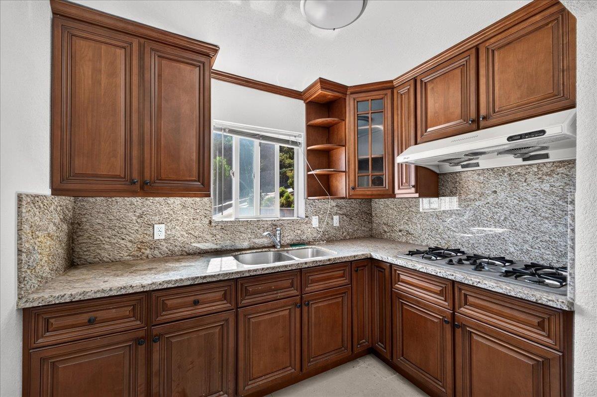 3832 Bayshore BLVD