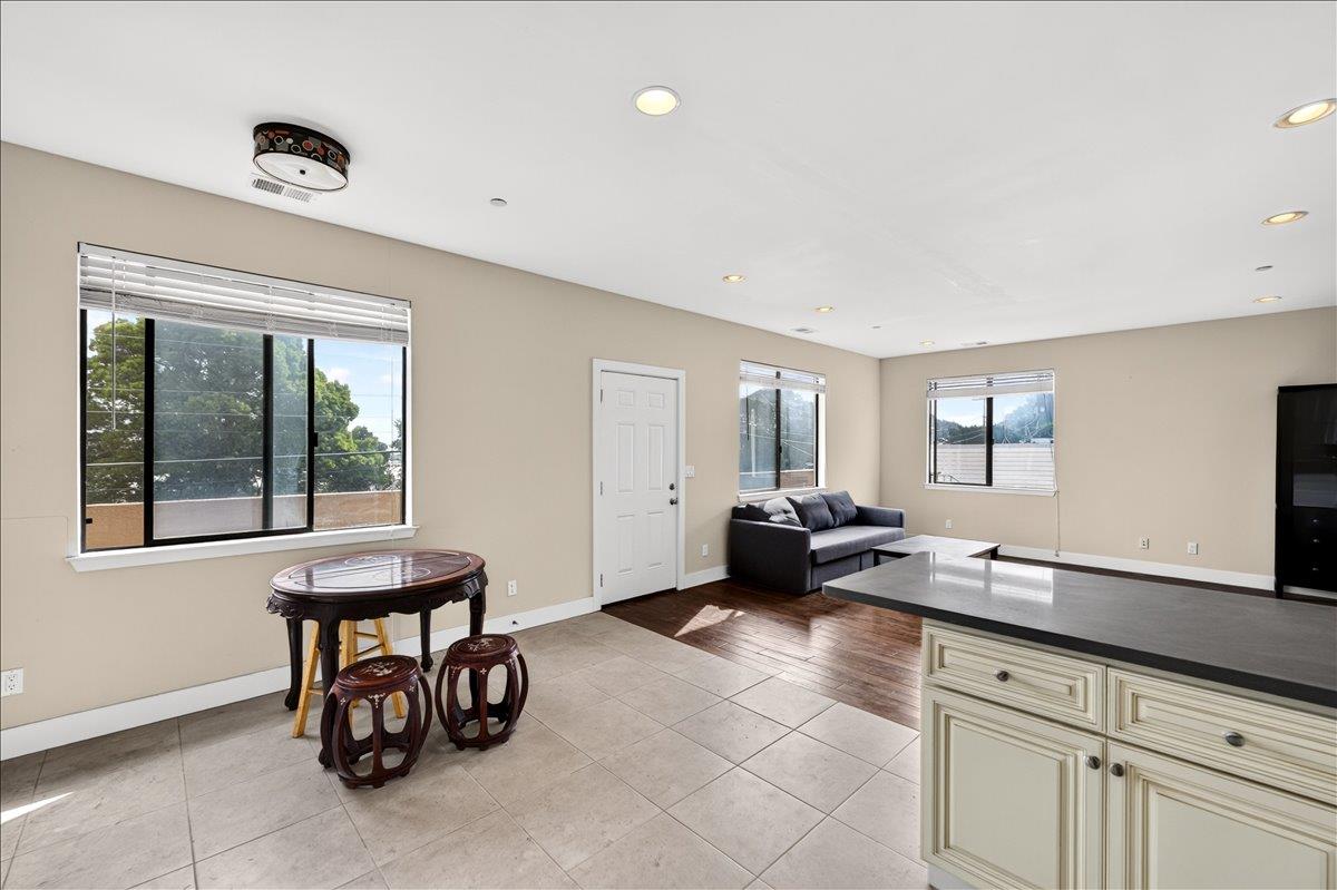 3832 Bayshore BLVD