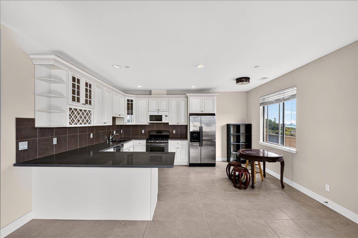 3832 Bayshore BLVD