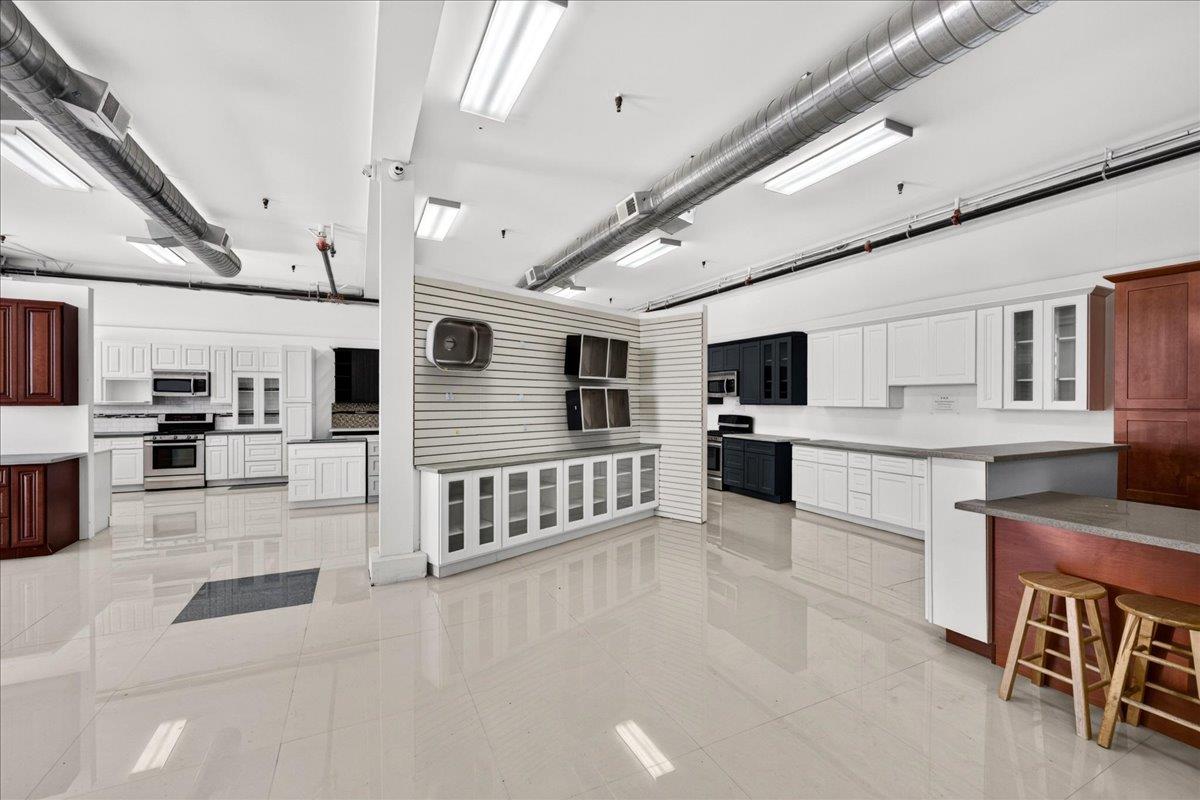3832 Bayshore BLVD