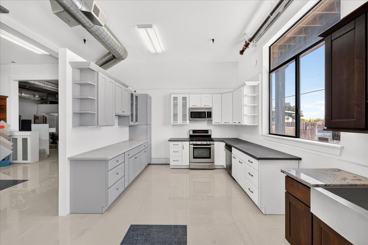 3832 Bayshore BLVD