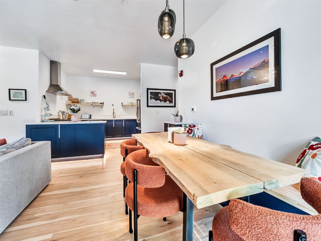 3335 Columbine DRIVE 901