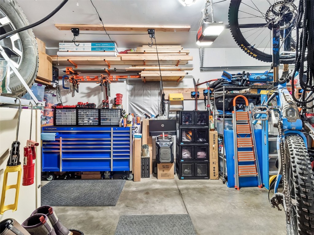 3335 Columbine DRIVE 901